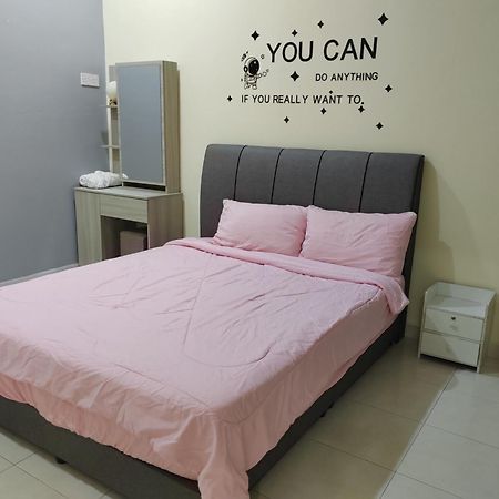 My Homestay Sitiawan - Astronaut Space House 8 Pax Buitenkant foto